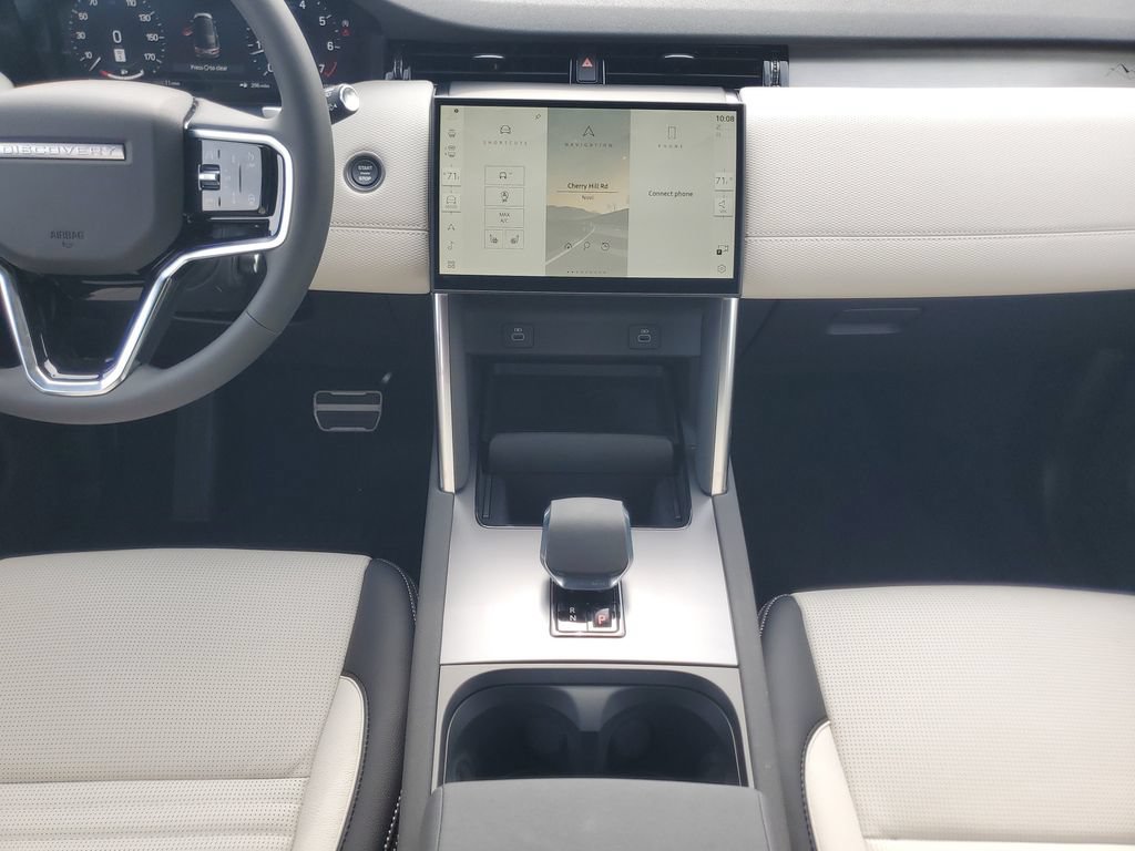 New 2026 Land Rover Discovery Sport Landmark AWD/4WD image 30