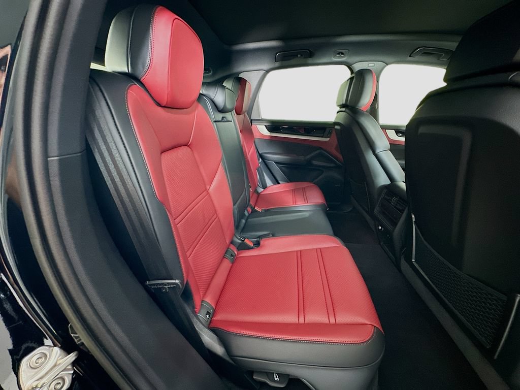 New 2026 Porsche Cayenne AWD/4WD image 29