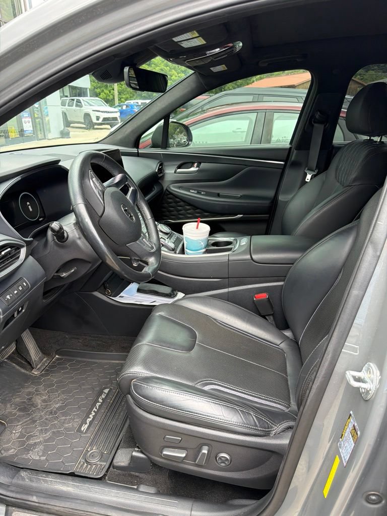 Used 2021 Hyundai Santa Fe Calligraphy w/ Cargo Package AWD/4WD image 3
