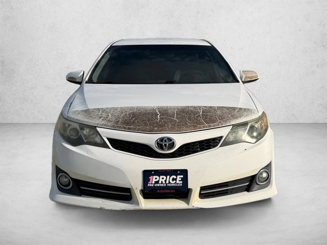 Used 2013 Toyota Camry SE FWD image 2