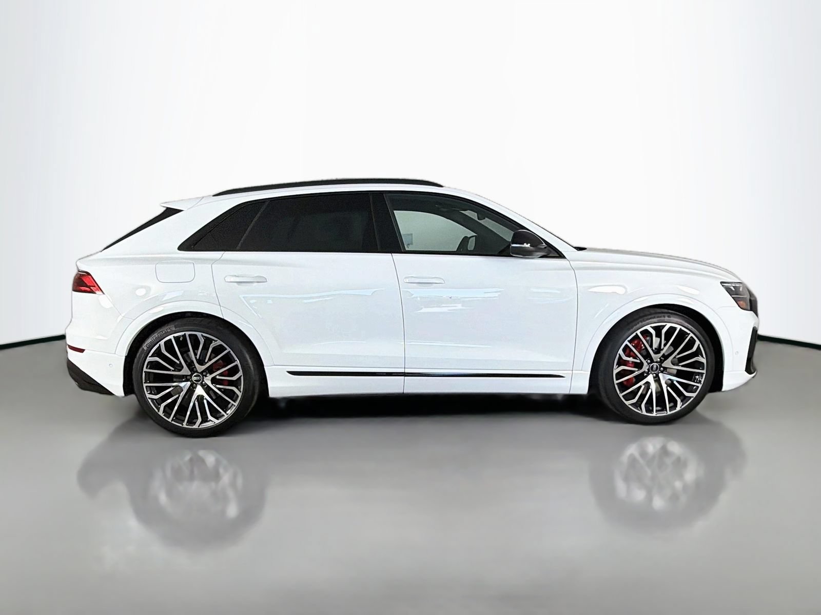 New 2026 Audi SQ8 Premium Plus AWD/4WD image 8
