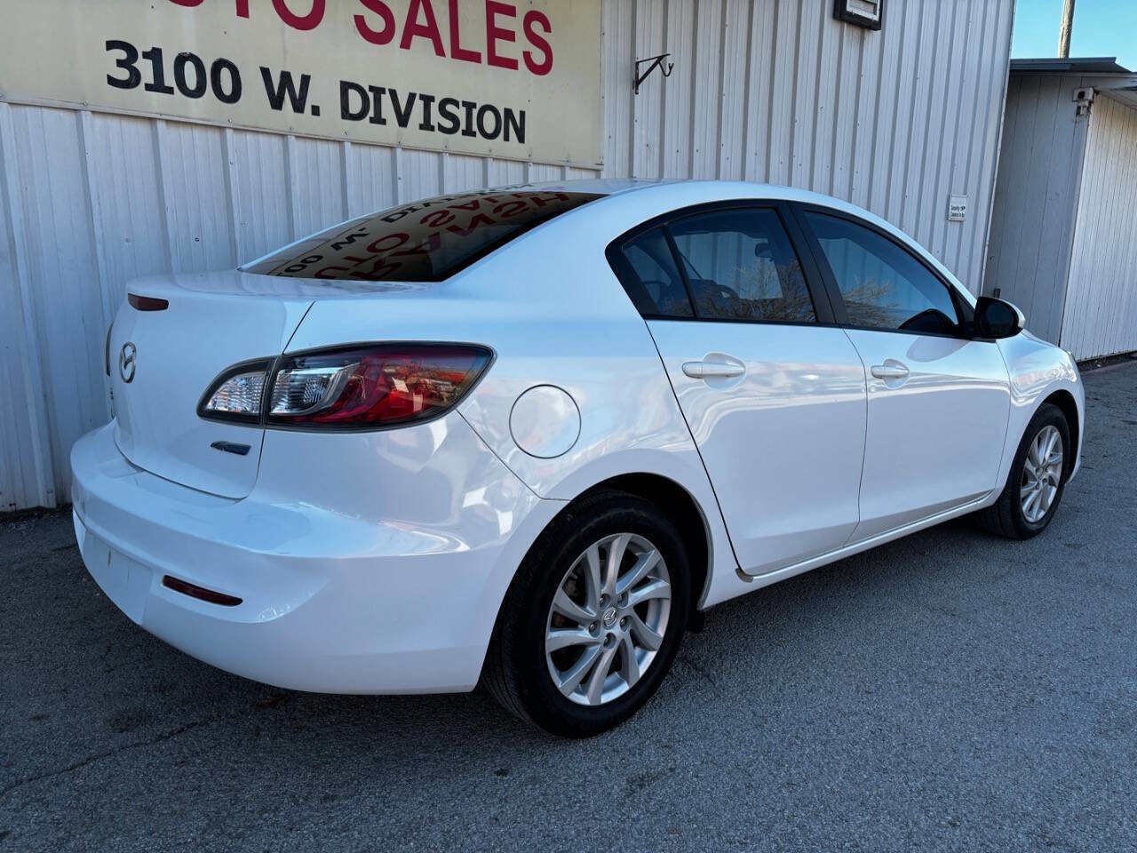 Used 2012 MAZDA MAZDA3 i Touring image 2