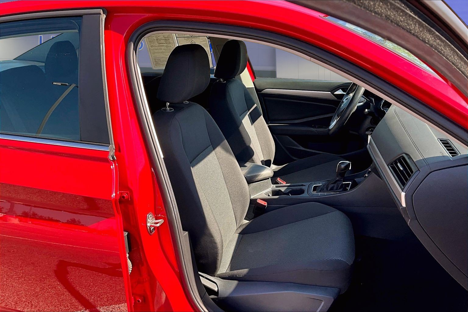 Used 2019 Volkswagen Jetta FWD image 28