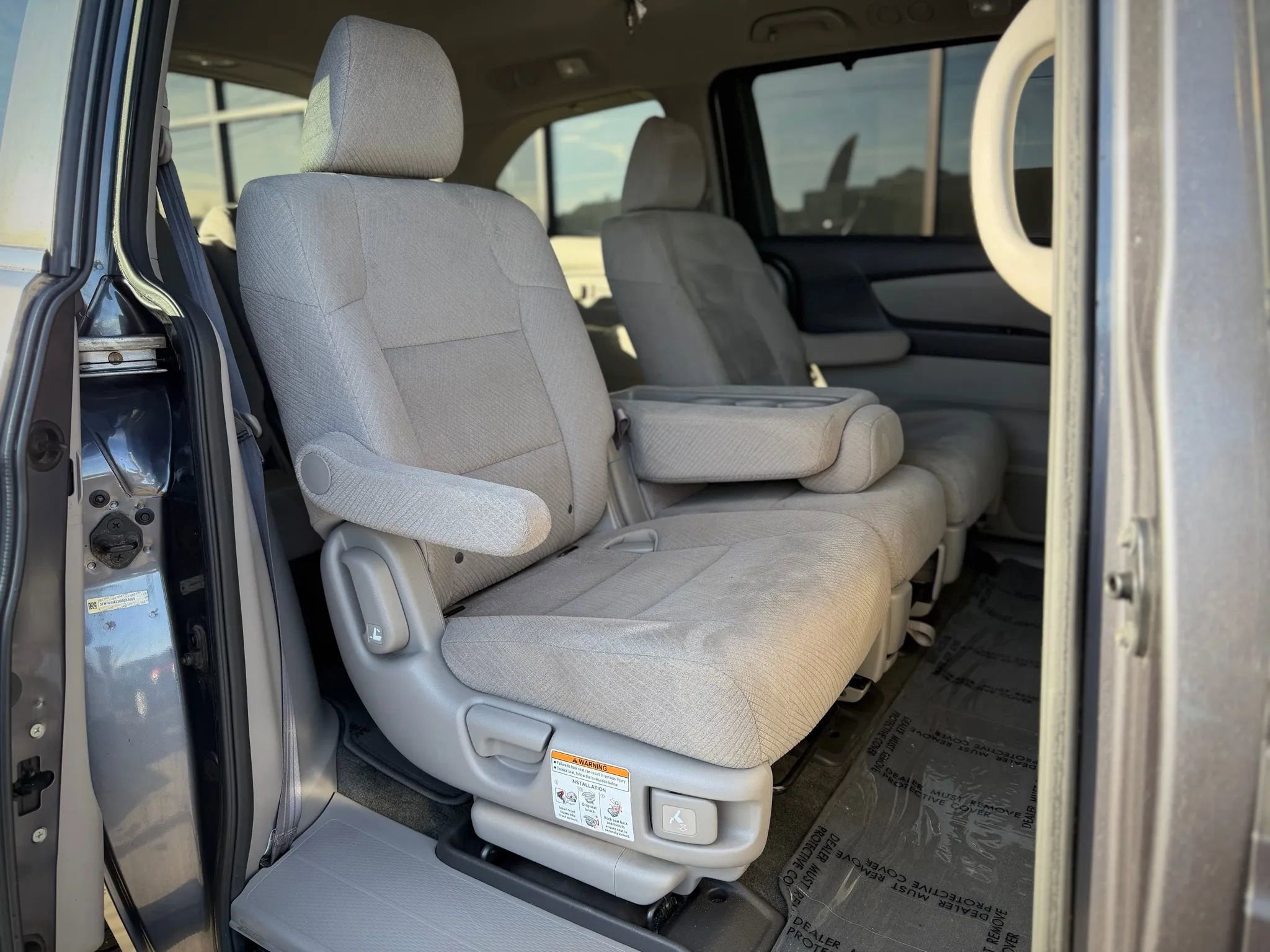 Used 2016 Honda Odyssey SE image 15