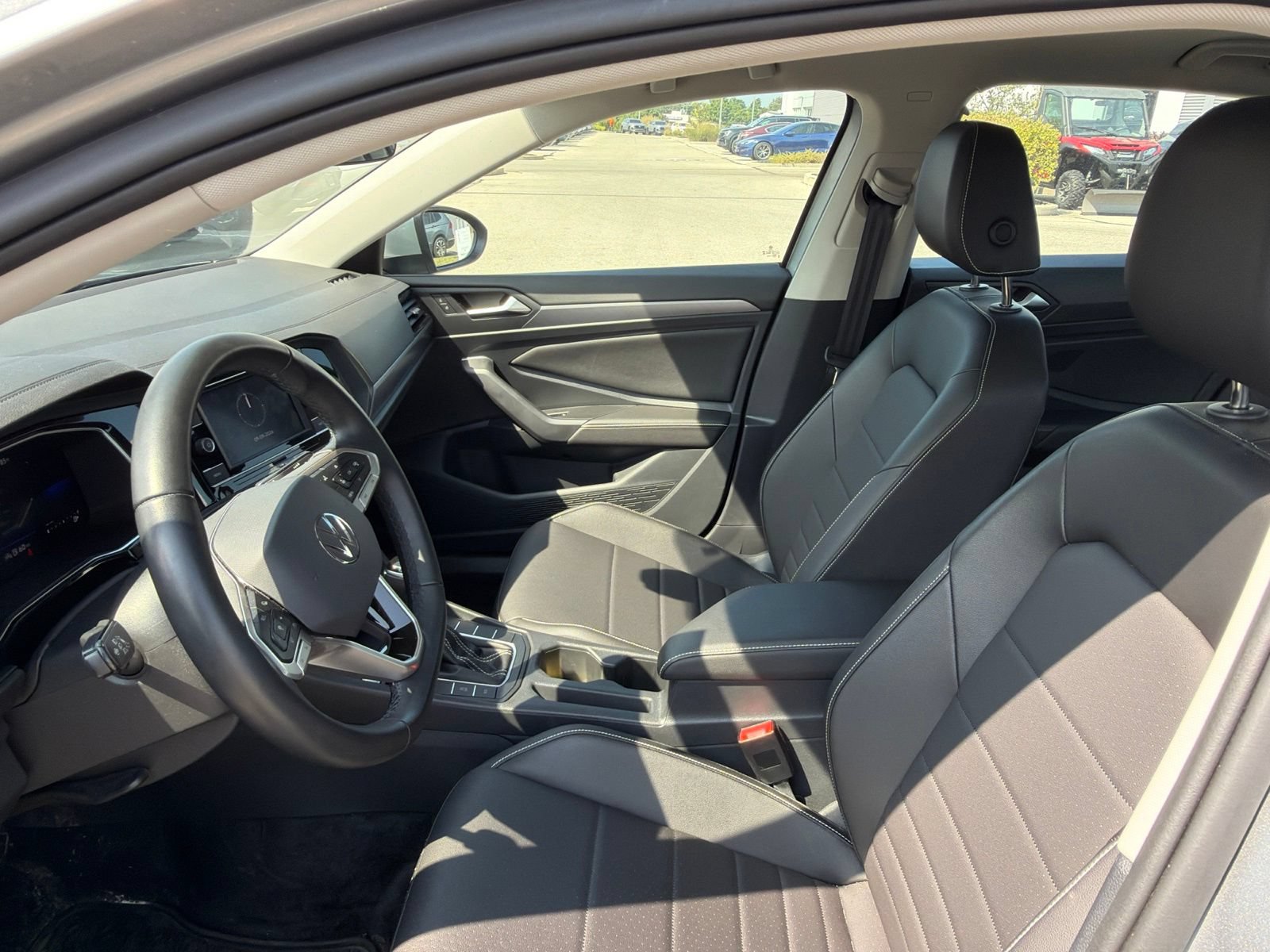 Certified 2023 Volkswagen Jetta SE FWD image 22