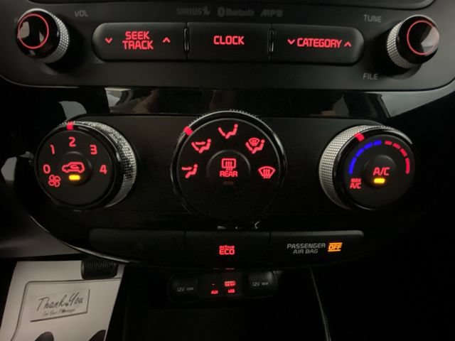 Used 2016 Kia Soul ! FWD image 18