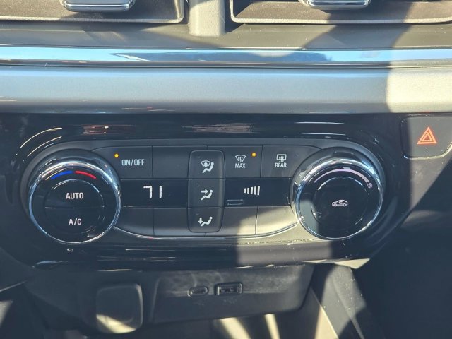 New 2026 Chevrolet Trax LT FWD image 34