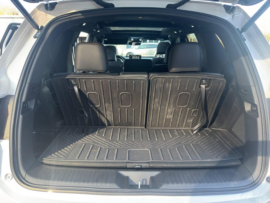 Used 2025 Honda Pilot Black Edition image 23