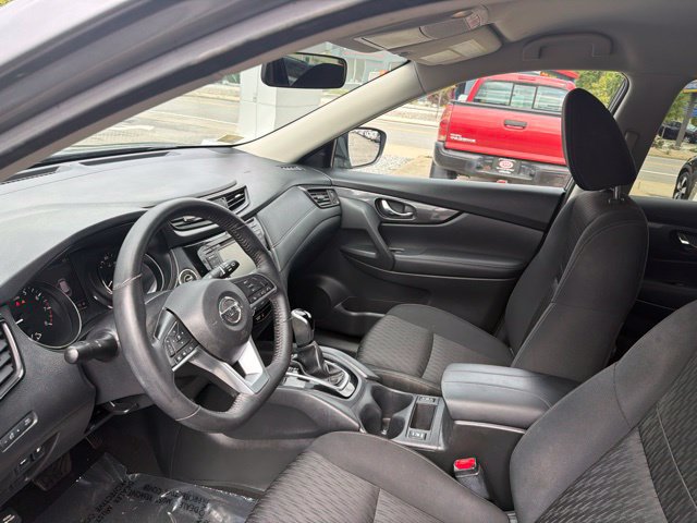 Used 2018 Nissan Rogue SV AWD/4WD image 9