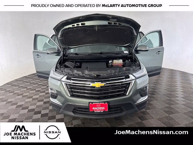 Used 2023 Chevrolet Traverse LT AWD/4WD image 16