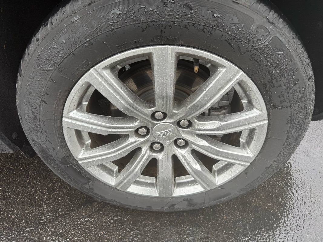 Used 2019 Cadillac XT4 Premium Luxury image 23