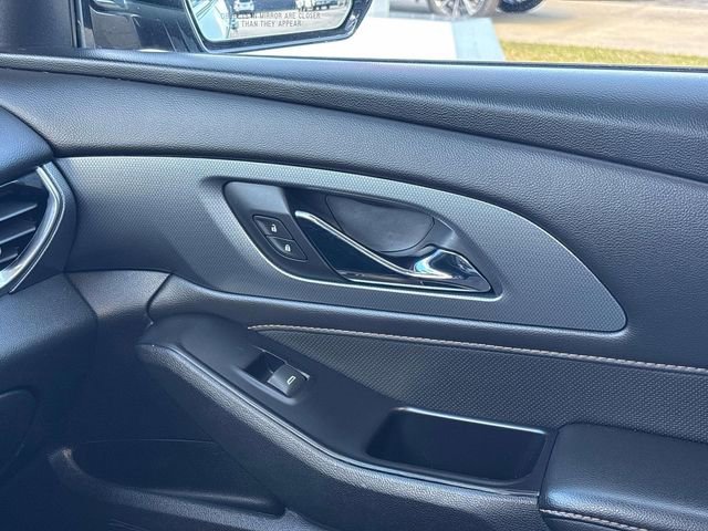 Used 2020 Chevrolet Traverse Premier w/ Redline Edition image 35