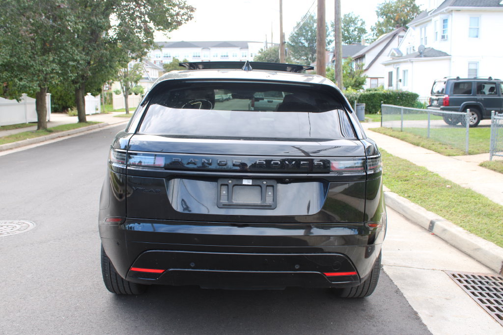 Used 2025 Land Rover Range Rover Velar Dynamic SE AWD/4WD image 6