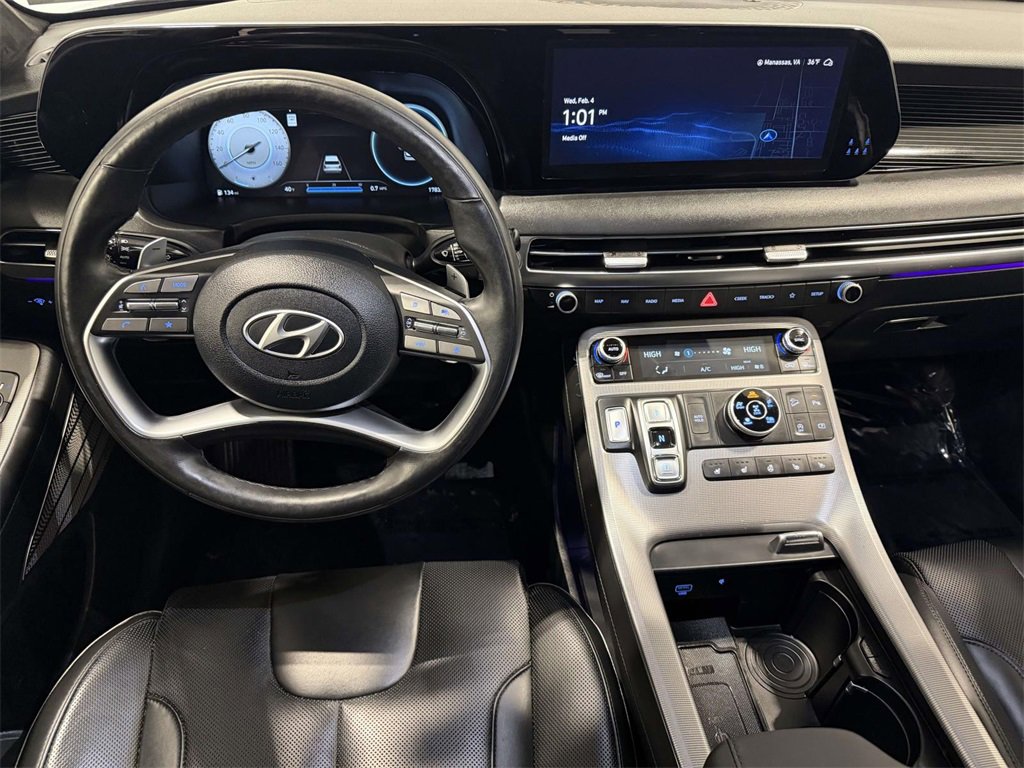 Used 2024 Hyundai Palisade Calligraphy image 16