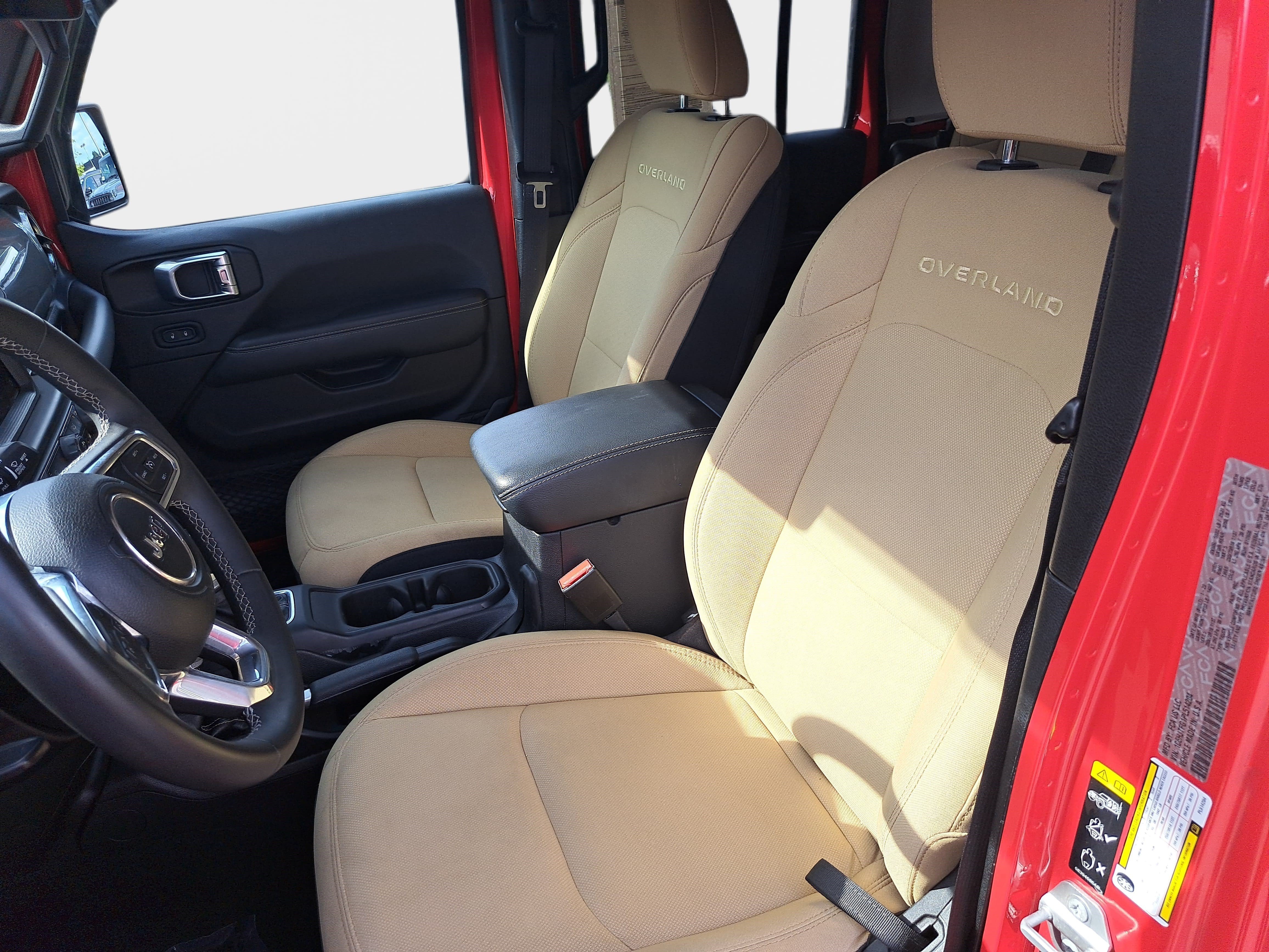 Used 2023 Jeep Gladiator Overland AWD/4WD image 14