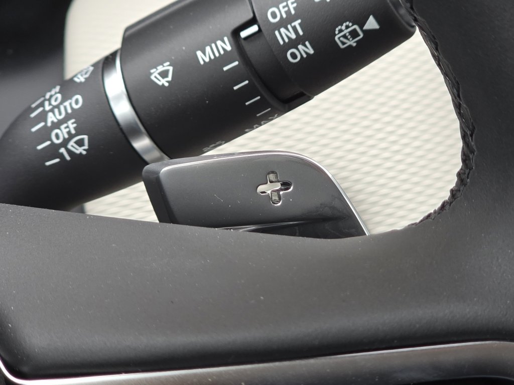 New 2025 Land Rover Discovery Sport Dynamic SE image 16