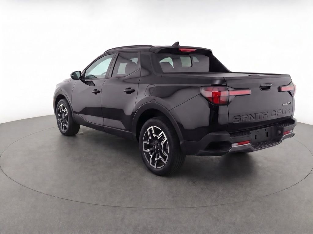 Used 2025 Hyundai Santa Cruz Limited AWD/4WD image 4