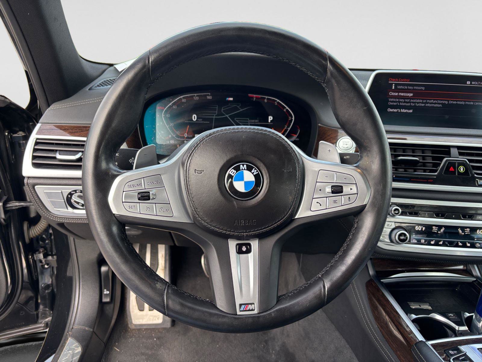 Used 2022 BMW 740i xDrive w/ M Sport Package AWD/4WD image 11