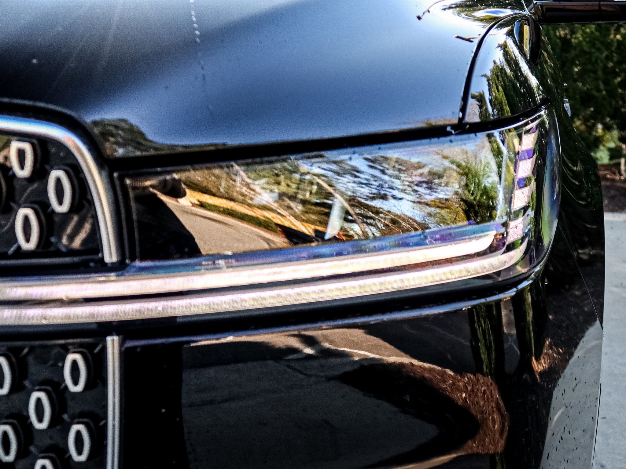Used 2025 Lincoln Navigator Reserve image 6