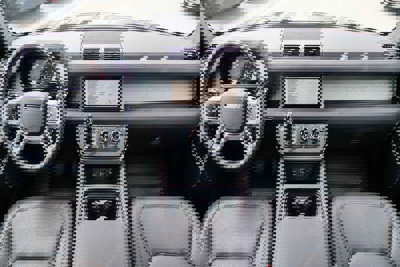 Used 2024 Land Rover Defender 110 S image 12