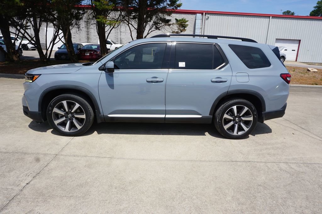 Used 2023 Honda Pilot Elite image 23