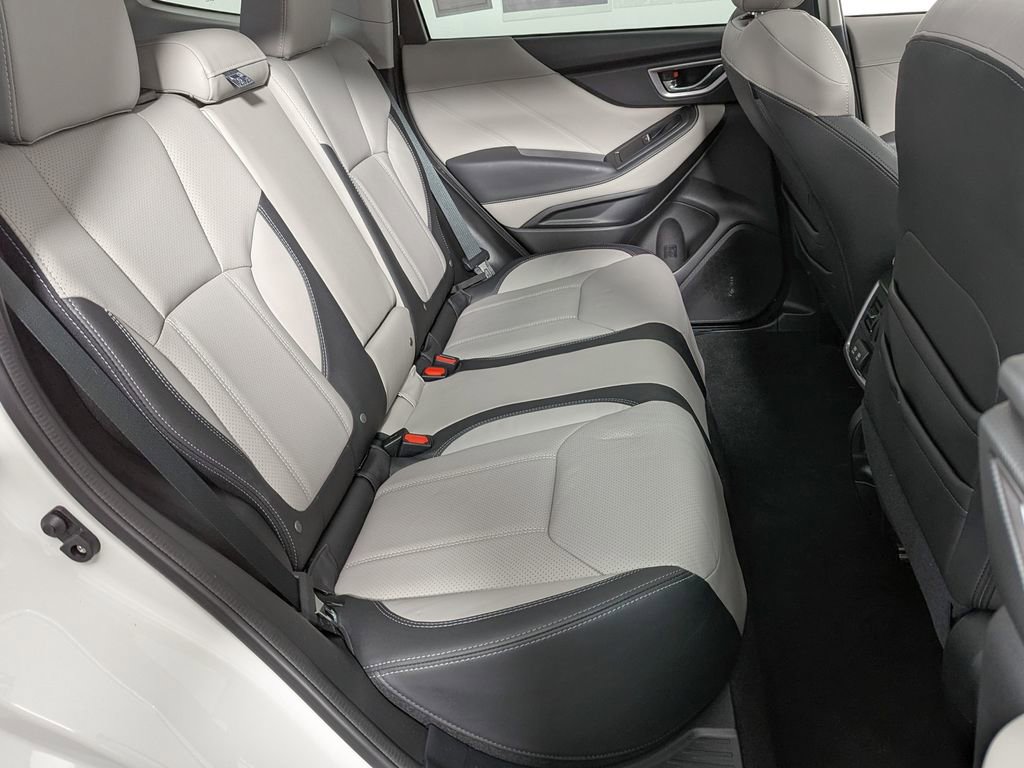 Used 2023 Subaru Forester Limited image 38