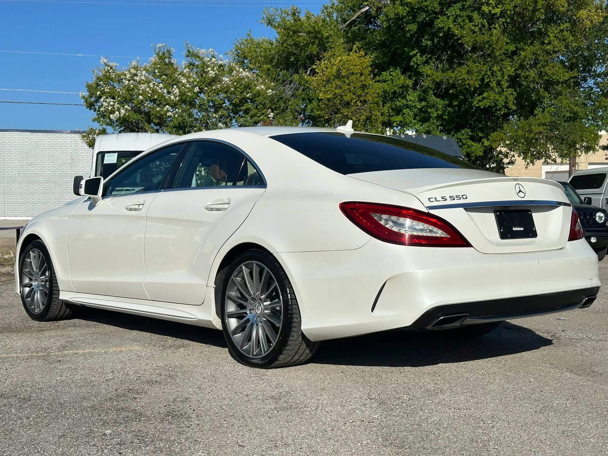 Used 2016 Mercedes-Benz CLS 550 image 4