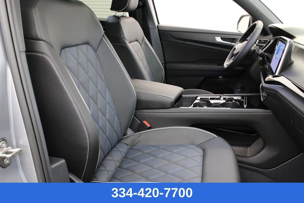 New 2025 Volkswagen Atlas Cross Sport SEL Premium R-Line image 21