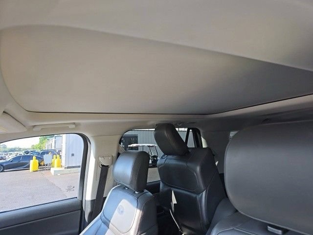 Used 2025 Ford Expedition Max Active AWD/4WD image 16