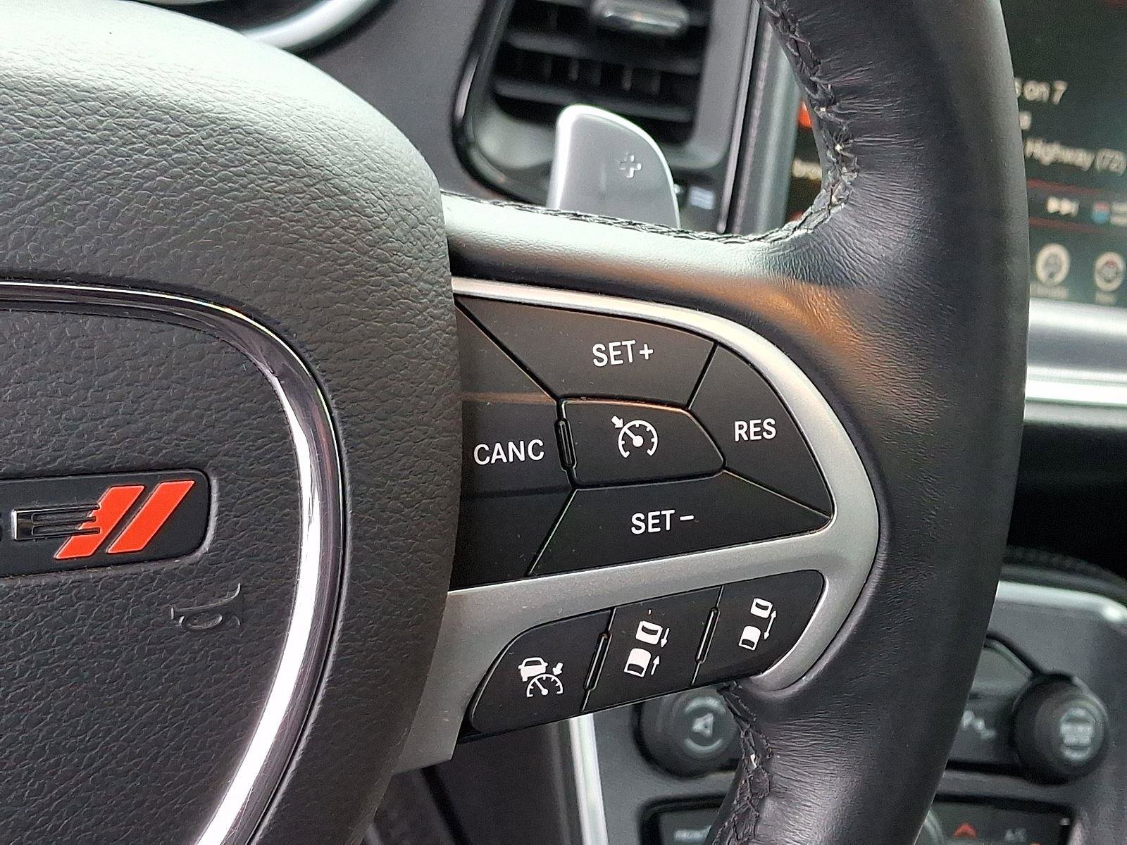 Used 2016 Dodge Challenger R/T Scat Pack w/ Leather Interior Group image 24