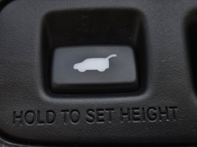 Used 2022 Honda CR-V EX-L image 11