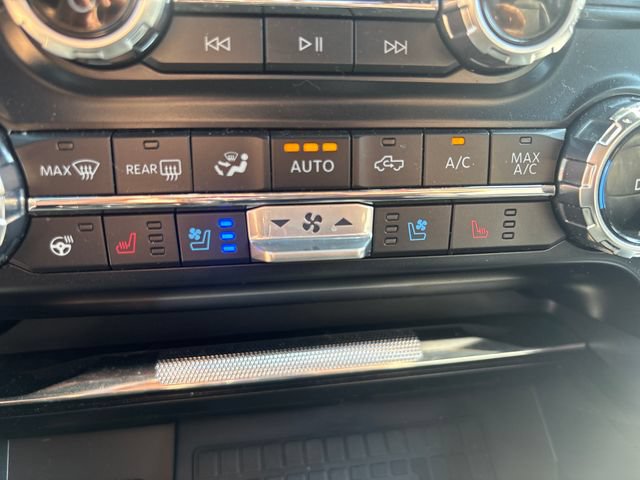 Used 2022 Ford F150 Lariat w/ Equipment Group 502A High AWD/4WD image 32