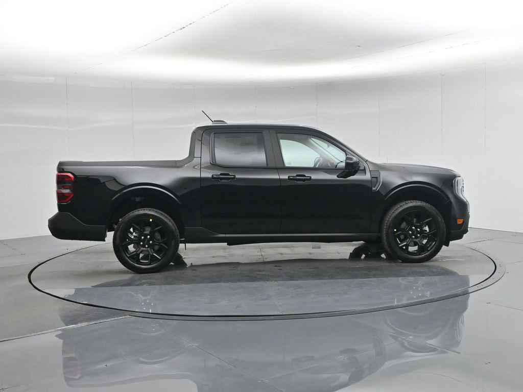 New 2026 Ford Maverick Lariat w/ Black Appearance Package image 26