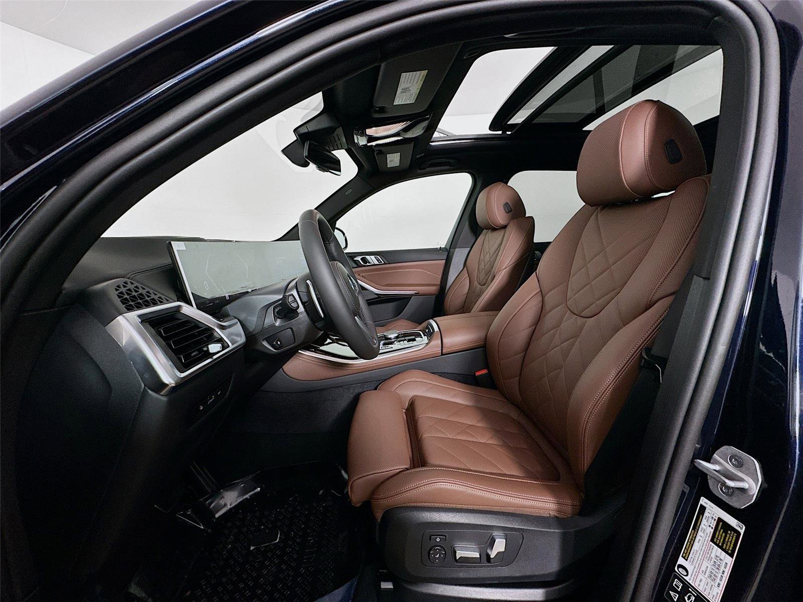 New 2026 BMW X5 xDrive40i w/ M Sport Package image 22