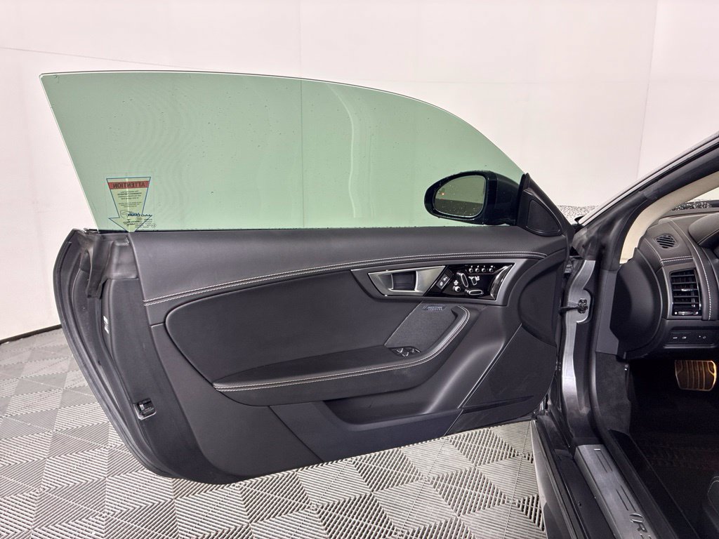 Used 2017 Jaguar F-TYPE R AWD/4WD image 24