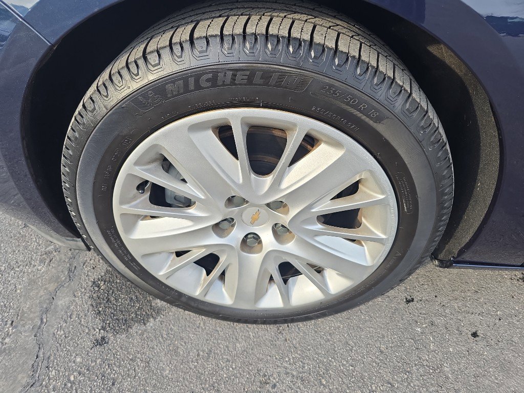 Used 2017 Chevrolet Impala LS image 28