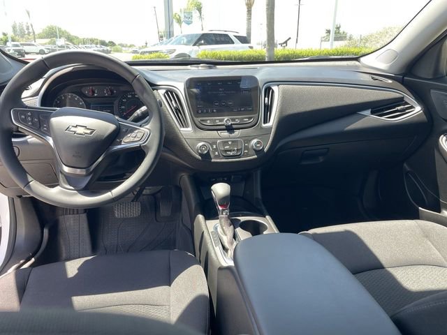 Used 2024 Chevrolet Malibu RS w/ LPO, Floor Liner Package FWD image 19