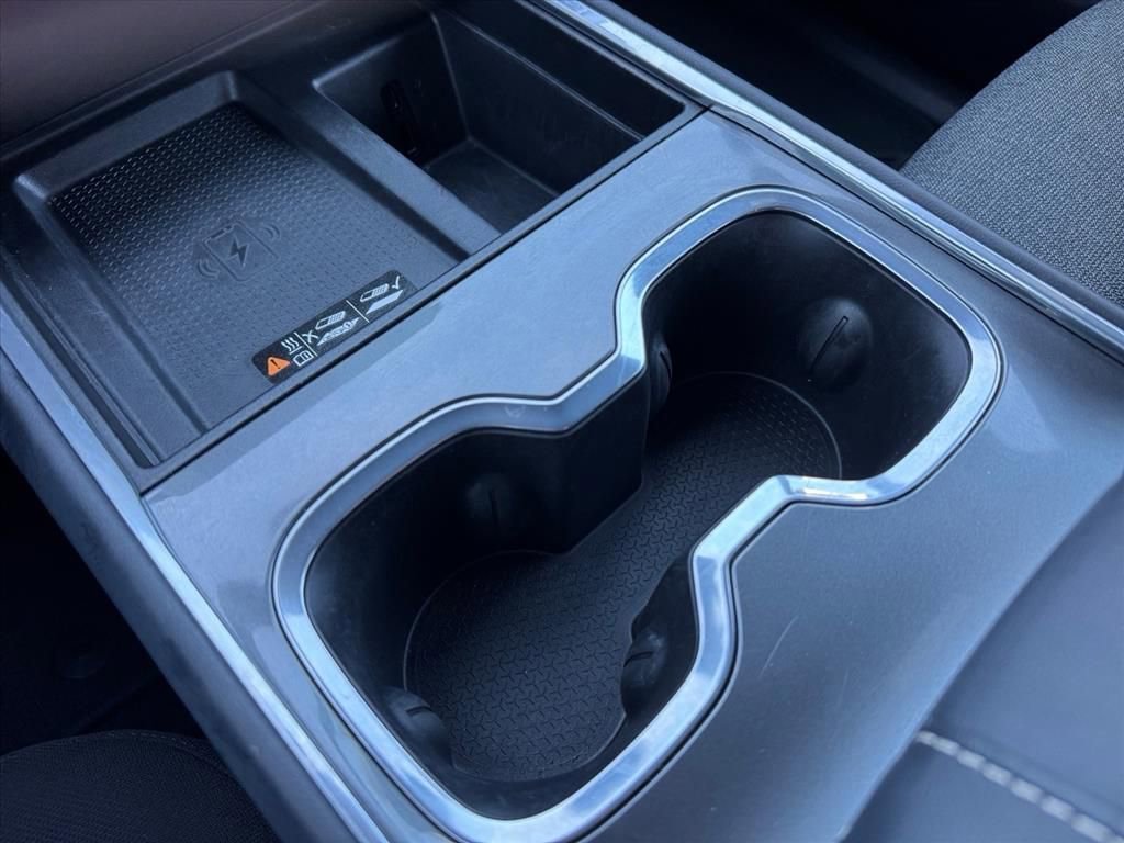 Used 2025 GMC Acadia Elevation image 26