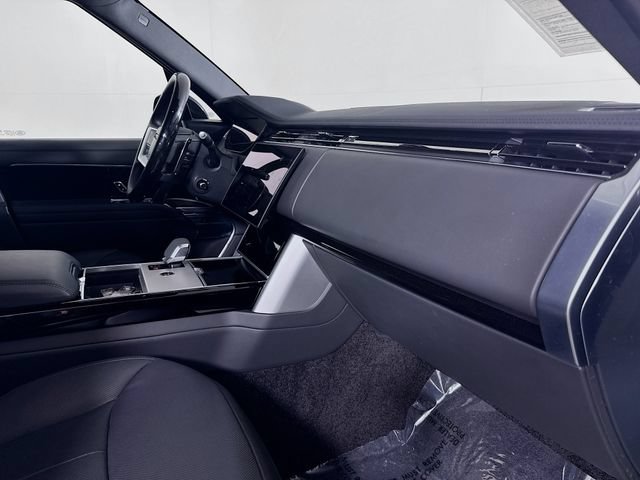 Used 2024 Land Rover Range Rover Long Wheelbase SE AWD/4WD image 32