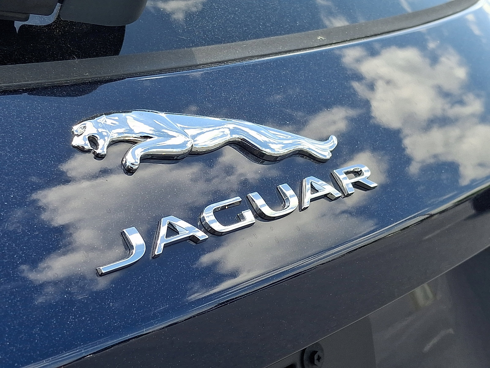 New 2026 Jaguar F-PACE R-Dynamic S AWD/4WD image 22