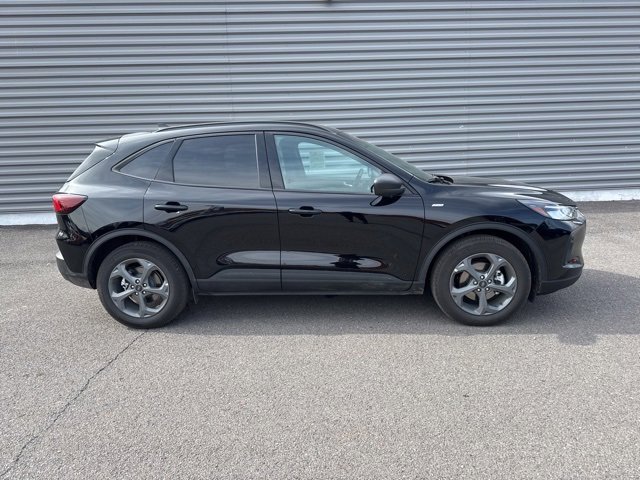 New 2025 Ford Escape ST-Line w/ Equipment Group 301A image 2
