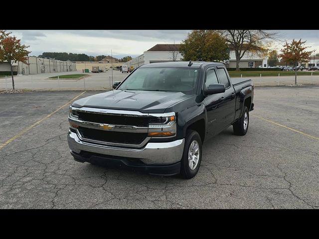 Used 2018 Chevrolet Silverado 1500 LT AWD/4WD image 31