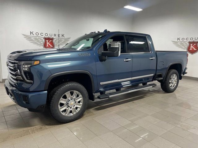 New 2026 Chevrolet Silverado 3500 High Country w/ Technology Package image 3