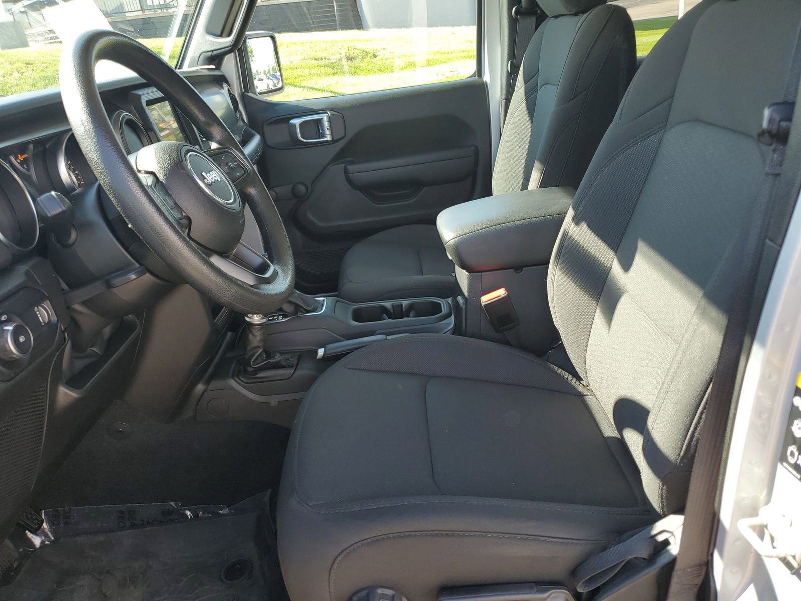 Used 2023 Jeep Wrangler Unlimited Sport AWD/4WD image 15