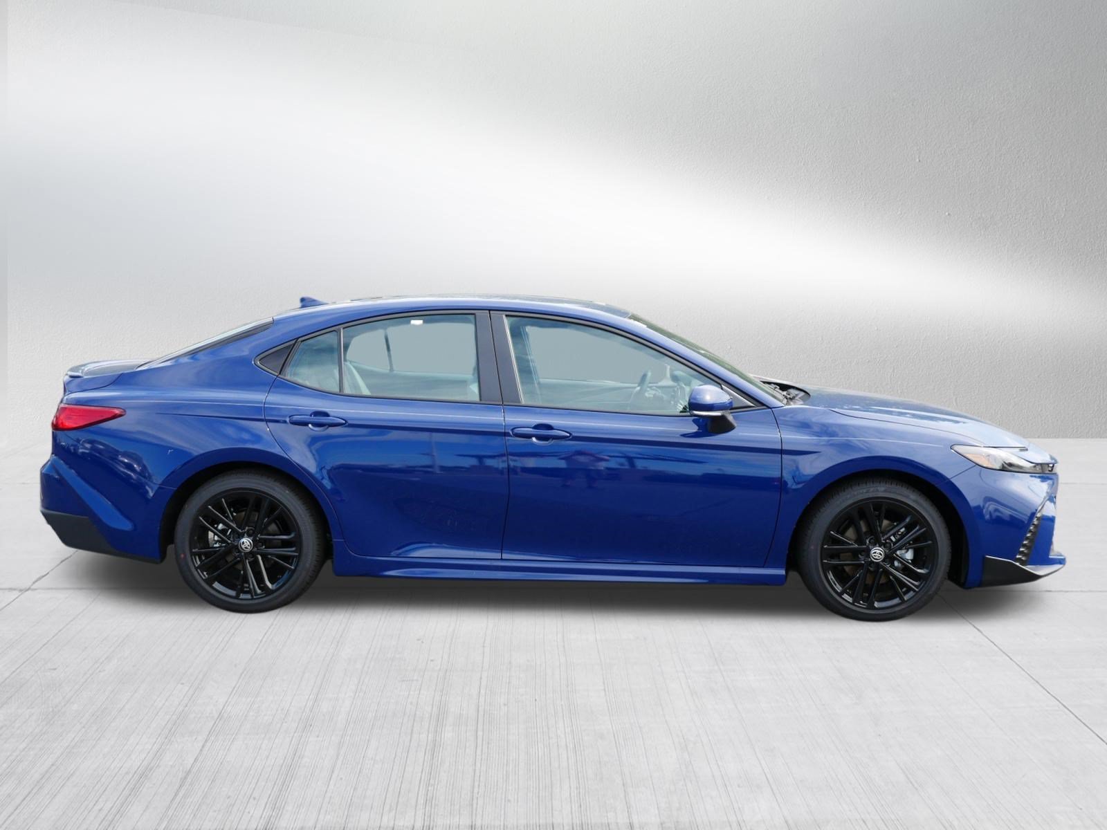 Certified 2026 Toyota Camry SE w/ Convenience Package FWD image 8