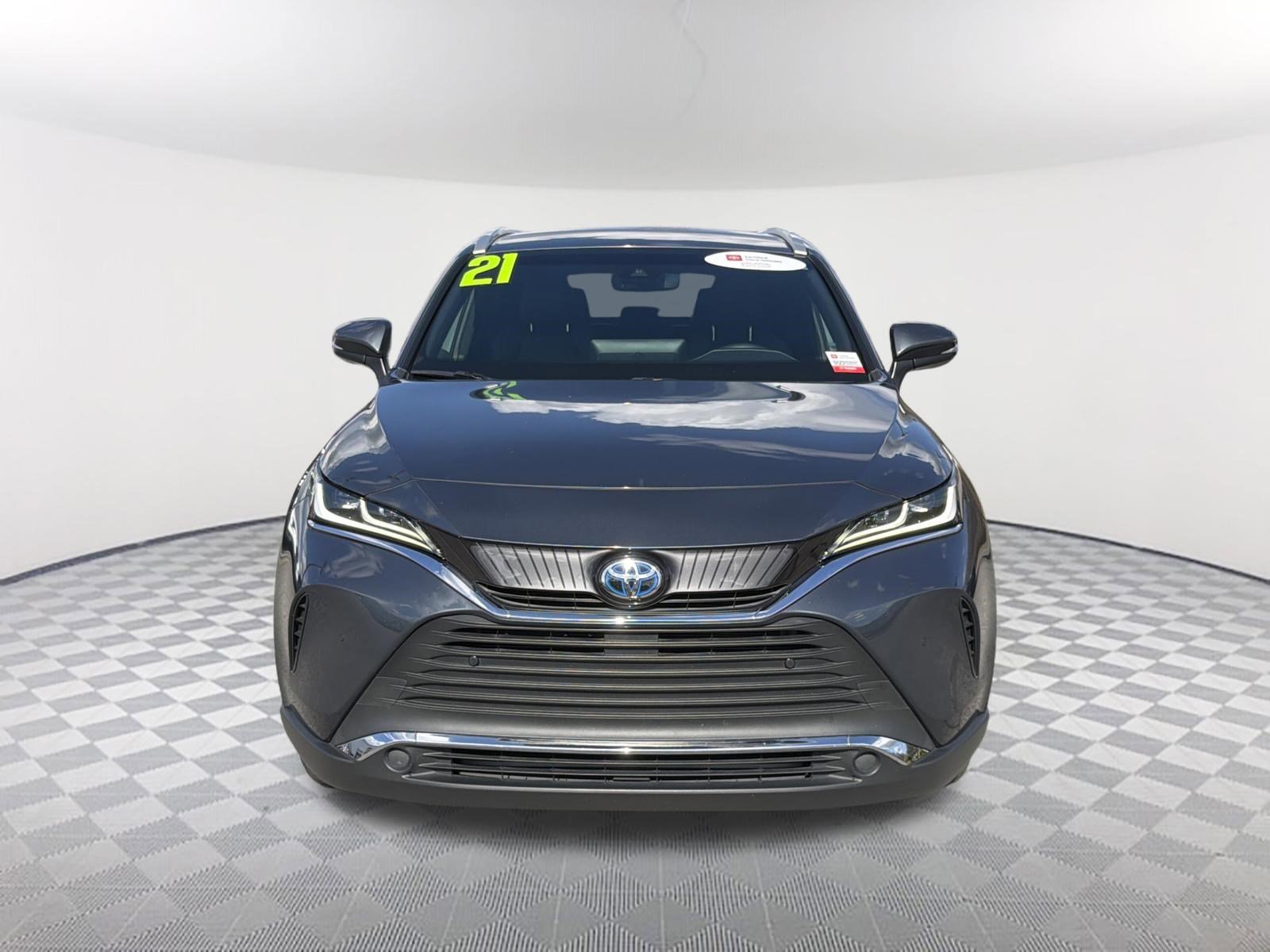 Certified 2021 Toyota Venza XLE w/ Softex Package image 2