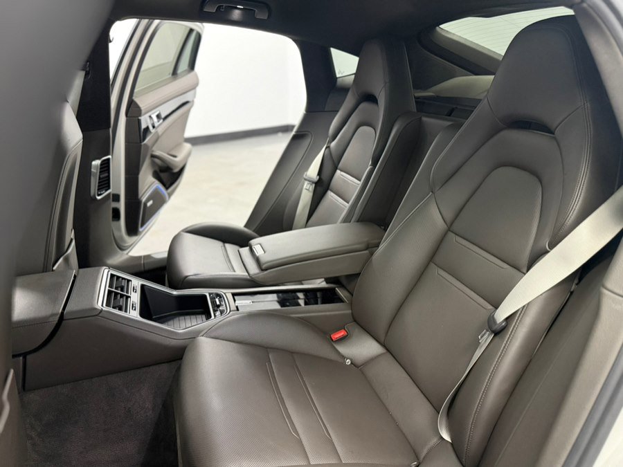 Used 2018 Porsche Panamera 4S AWD/4WD image 42