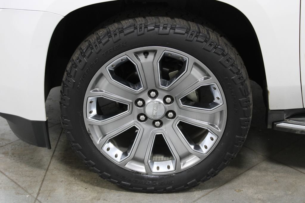 Used 2016 GMC Yukon Denali w/ Open Road Package image 21