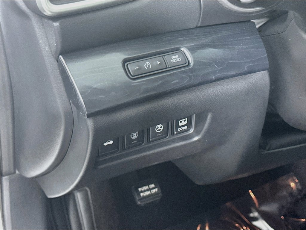 Used 2022 Nissan Maxima Platinum w/ Sport Mat Group FWD image 15