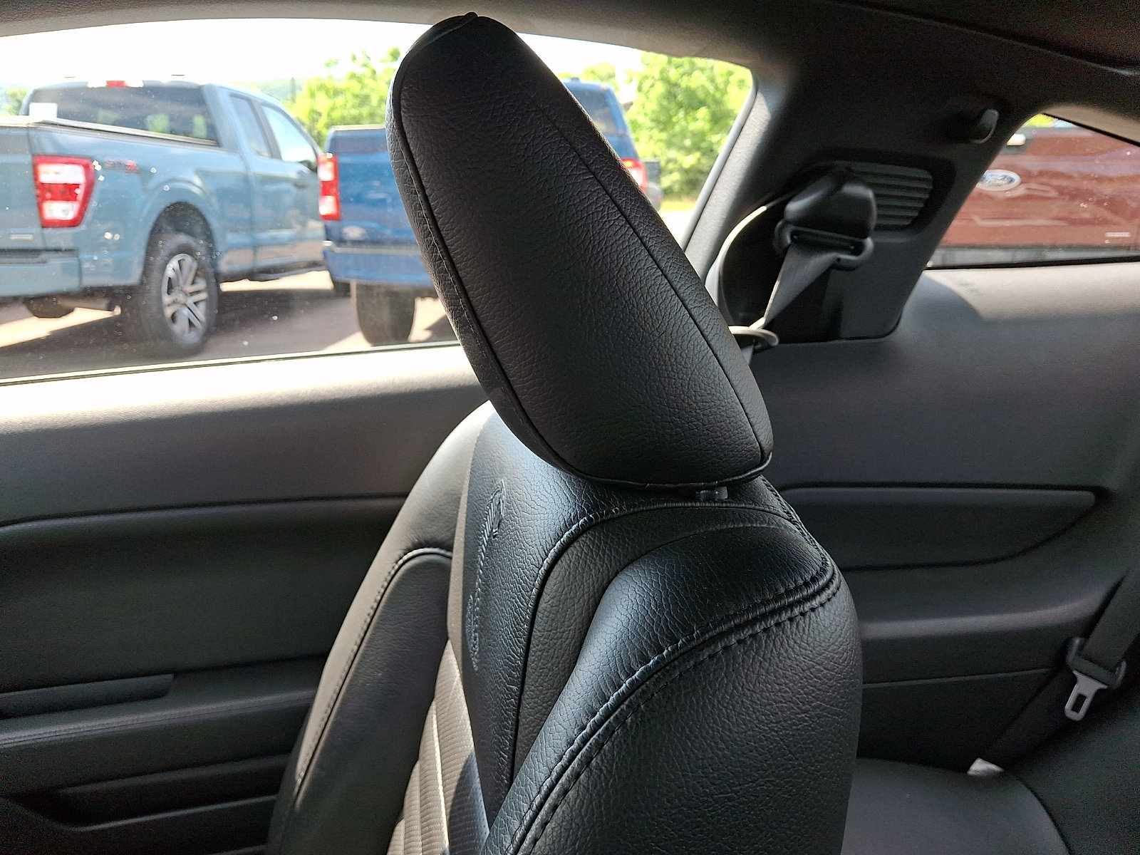 Used 2008 Ford Mustang Shelby GT500 RWD image 17